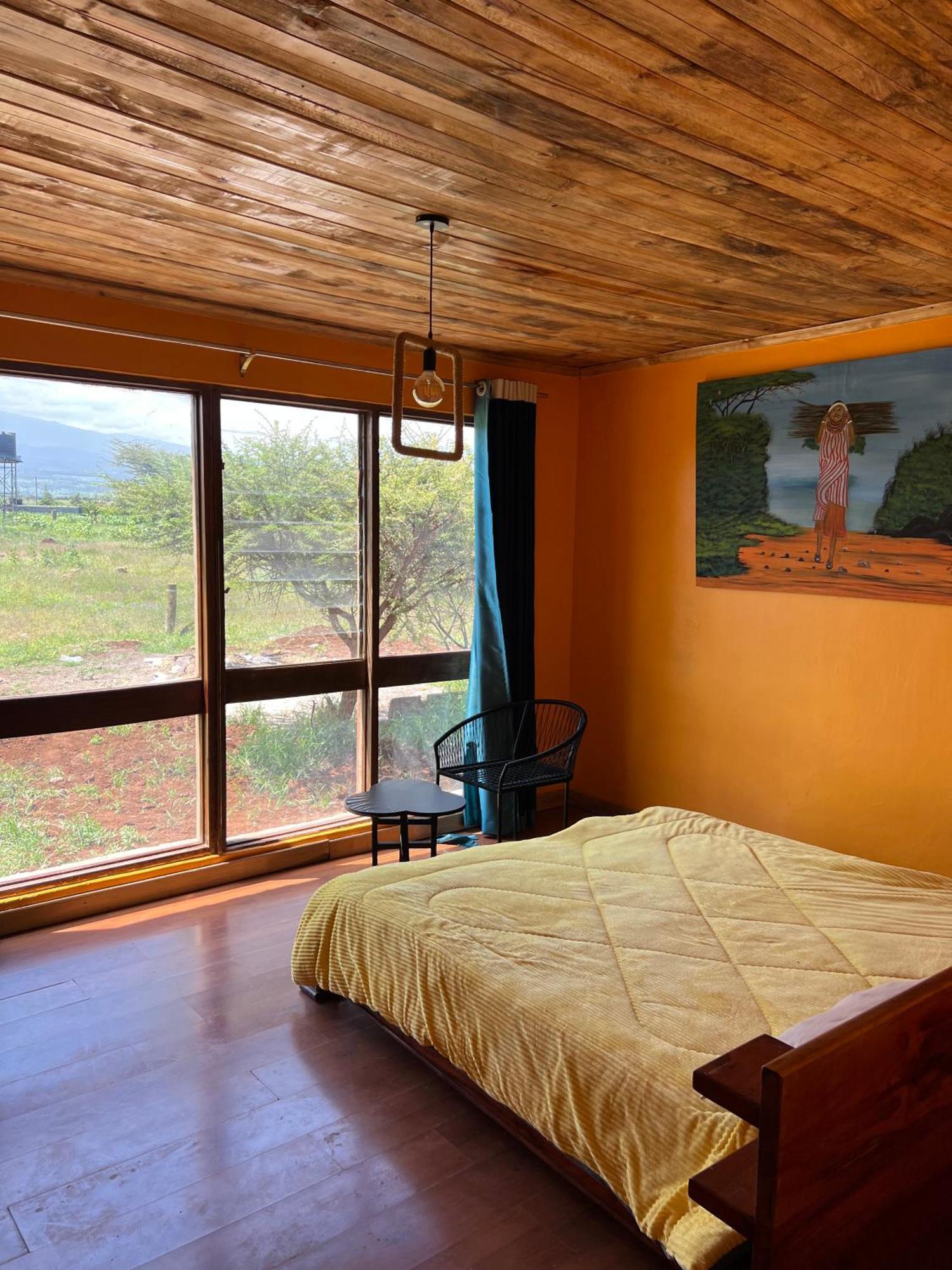 Amboseli Glass House Oloitokitok Exterior foto